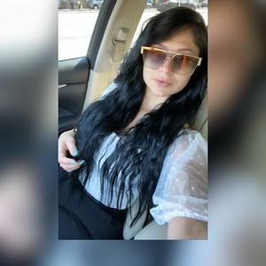 Meet your Posher, Dianelis